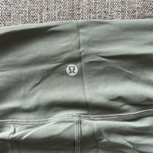 Lululemon Wunder Train leggings - Picture 2 of 3